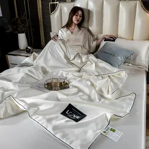 Light luxury cool summer quilt core, washed ice silk air conditioning quilt, thin blanket bedding, single and double king-sized - 200x230cm Peacock blue