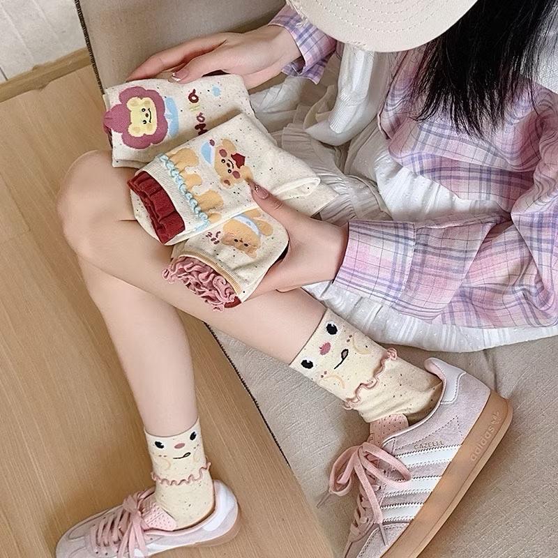 Sét 5 Đôi Tất Vớ Cao Cổ Hoạt Hình Gấu Dễ Thương Gấu Trái Tim,Gấu Hoa Cho Nữ. Vớ Dài Hoạ Tiết Đáng Yêu Hottrend Mẫu Mới Đ