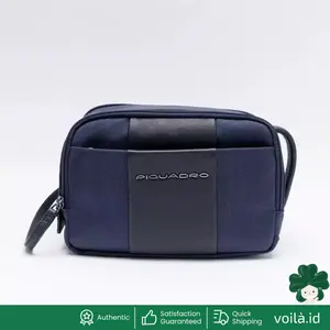 Voilaid Two Dividers Recycled Fabric Toiletry Bag Blue