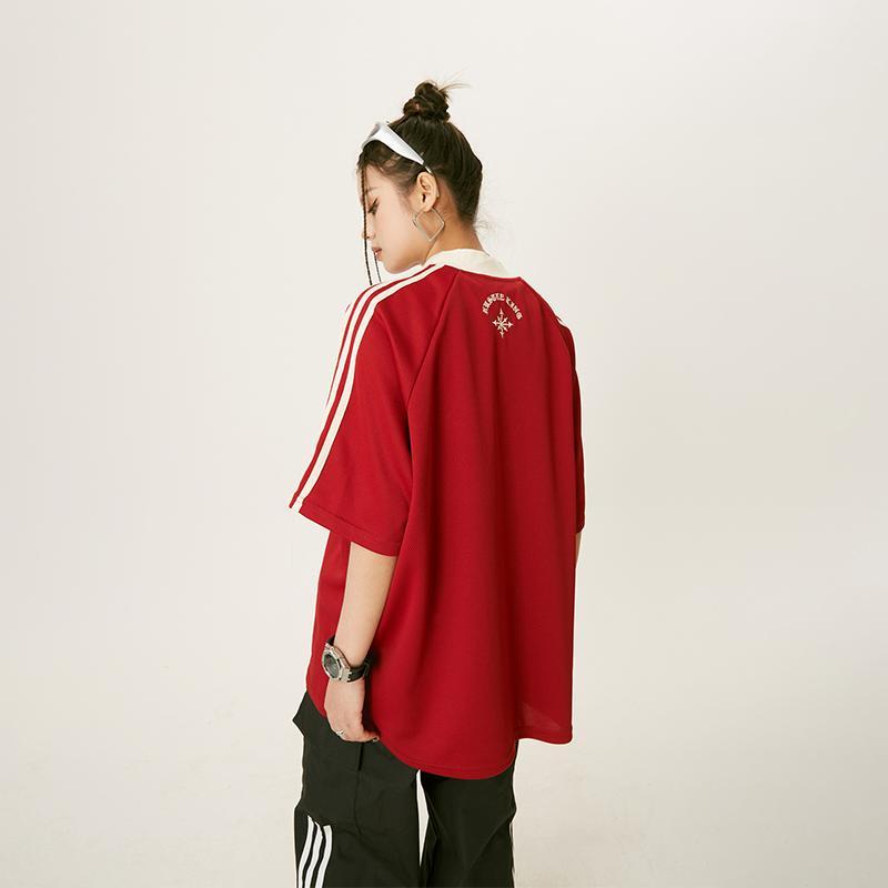 Product Introduction of Summer Heavy Embroidery American Retro V-neck Sports Casual Red Jersey Korean Short Sleeve Women's High Street Loose Couple T-shirt Fashion Brand Ins New Half Sleeve Men's Racing Clothes Top Black Basketball Shirt 20