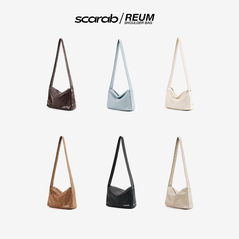 SCARAB REUM SLING BAG- Túi Đeo Chéo Da PVC, Dáng Hobo Mềm Tự Nhiên, Phong Cách Hiện Đại