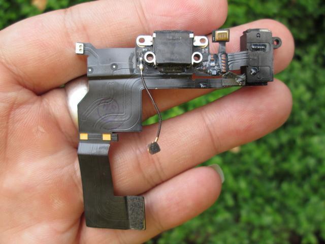 Gambar Konektor Charger Flexible Charger iPhone 5s Plug Board Original Copotan dari CNC phoneshop Kota Administrasi Jakarta Pusat Tokopedia