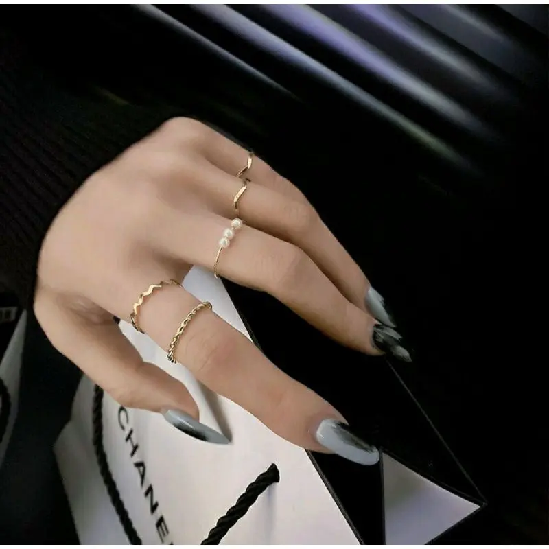 1Set Cincin isi 5PCS Desain Geometri Mutiara Bahan Metal Gaya Korea / Cincin Wanita