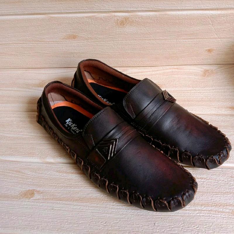 Sepatu Casual Kulit Asli Model Terbaru Anti Slip - Flat, Karet 1