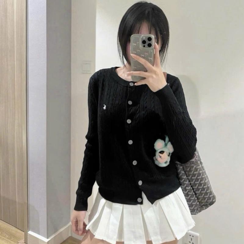 Áo Len Cardigan Thêu Ngựa Họa Tiết Vặn Thừng Form Lửng Cổ Tròn - Lychievn