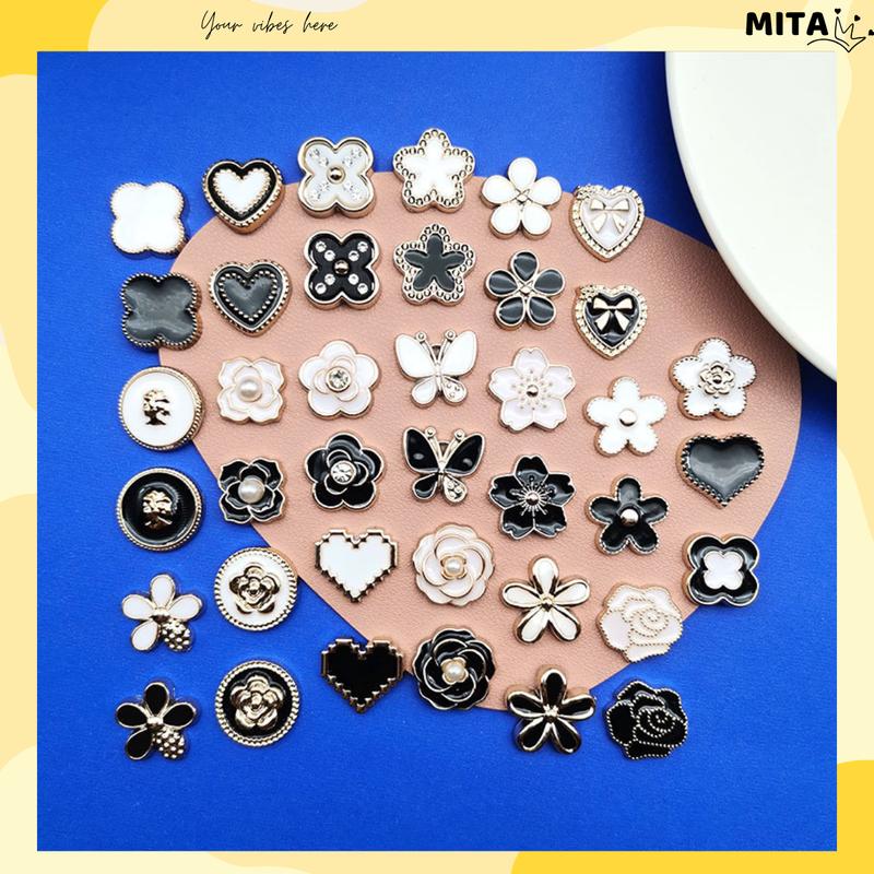 Sticker, Charm 3D chủ đề Bling trắng đen DIY Mita gắn Dép Cross, Dép Sục JBM-01