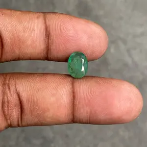 Natural Zambian Emerald Beryl Jamrud Batu Zamrud Colombia Dim 10x7.5x3 CT 1.65