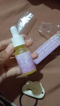 Product Review of Vies Beauty Glow Serum Saffron Original Bpom from う**ん 0