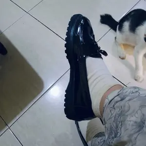 Sepatu Docmart Wanita Hitam Clari Flat Oxford Hak Datar Kulit Glosy Pita Ootd Sekolah Remaja Kekinian Shoes Kasual Kerja platform pantofel sintetis ringan korea sepatukets ce we skena cewek