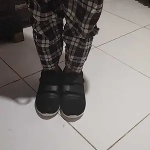 Assyifa Sepatu Sneaker Anak Sepatu Sekolah Sepatu Kasual Prepet 2 Motif Hello Kitty Murah Lucu Trendi Berkualitas