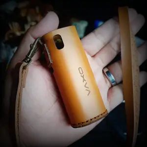 Sarung Kulit Sintetis Premium untuk One000 dengan Tali Lanyard Gratis