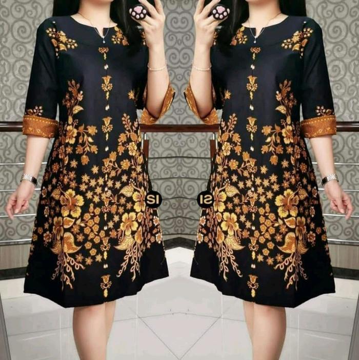 sachin and babi light blue dress 7 Tren Baju Batik Wanita Modern Terbaru Yang Kece & Elegan