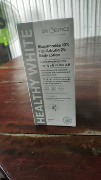 Product Review of DRCEUTICS Sữa Dưỡng Thể Hỗ Trợ Làm Sáng Da Body Lotion Healthy White (200g) Dưỡng Da Body from 🐷** ** ** ** ** n** 1