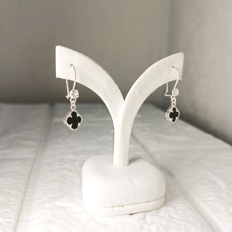 Anting Perak 925 Model Clover Hitam Zc 0