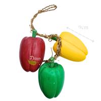 Gambar Renteng Paprika Kayu isi 3 | Hiasan Gantung dari Daun The Gift Shop Kab. Badung 2 Tokopedia