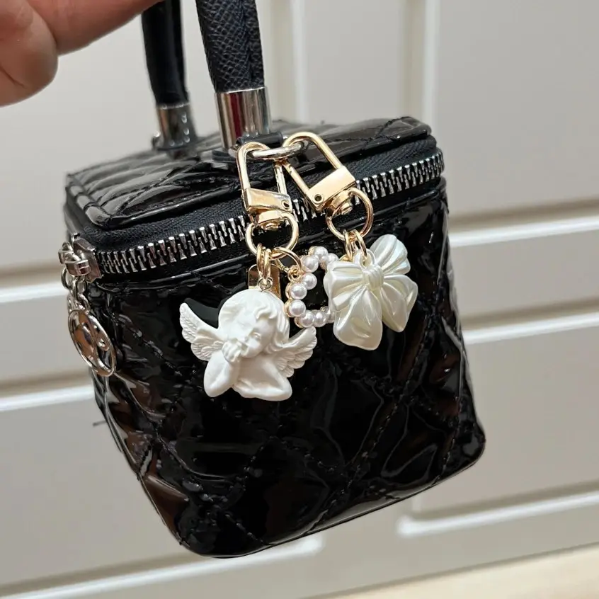 Gantungan Kunci Angel Little David / gantungan kunci cottagecore coquette pita mutiara / coquette keychain lucu kado unik / ganci cantik bagcharm phone strap