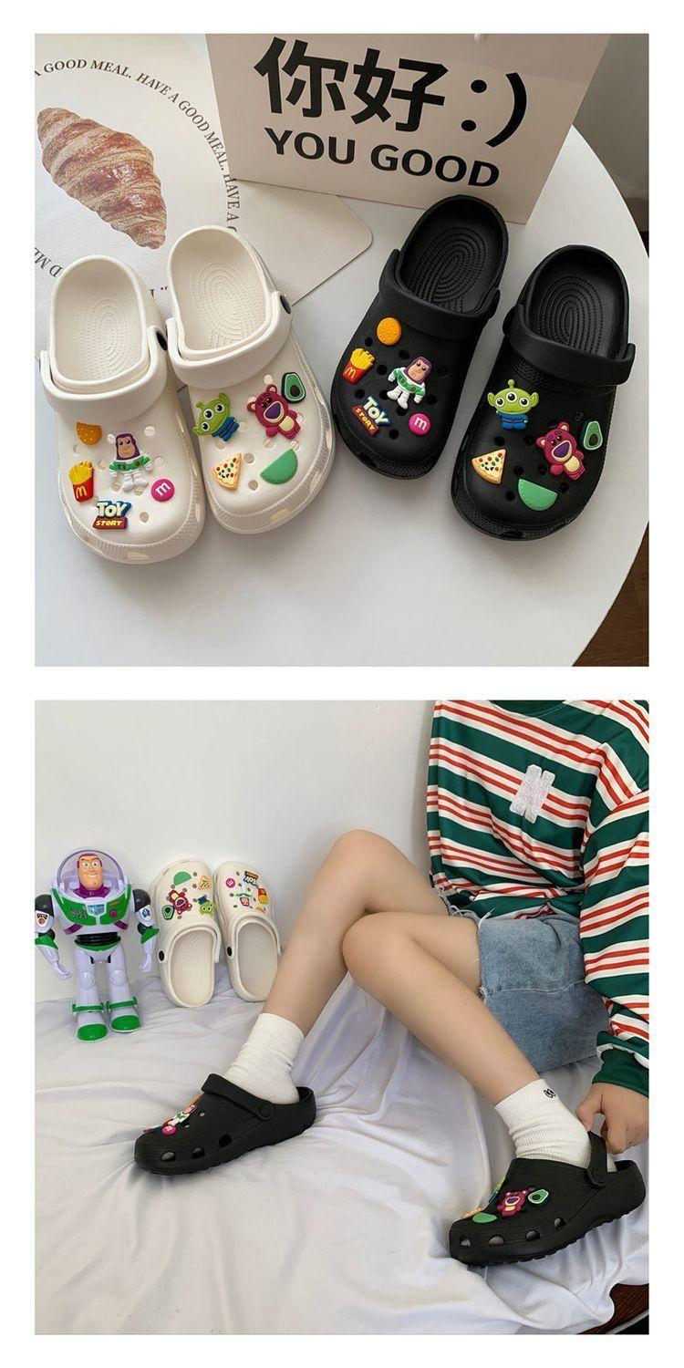 Sandal Wanita Kodok Nyaman Sandal 2025 Baru Baotou Sandal Pantai Anti Selip Tebal Baim Sendal Karet Cewek