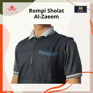 Al-Zeem Rompi Sholat Rosal Kurta Zipper Hitam Bahan Poly Cotton Ringan Nyaman Fashionable Cocok untuk Shalat di Mesjid Pria dengan Kantong dan Desain Simpel