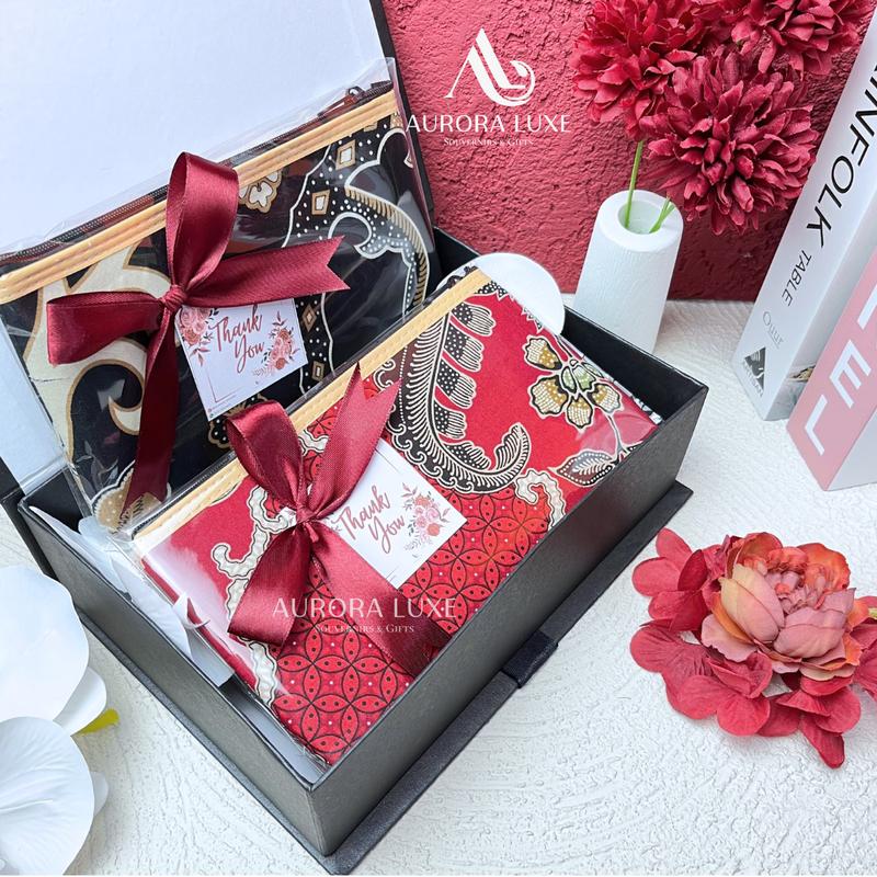 Dompet Batik Panjang Besar Resleting Souvenir Nikah & Gift Ukuran 11 cm x 20 cm Motif Random Include Kemasan Plastik Pita dan Kartu Ucapan 6