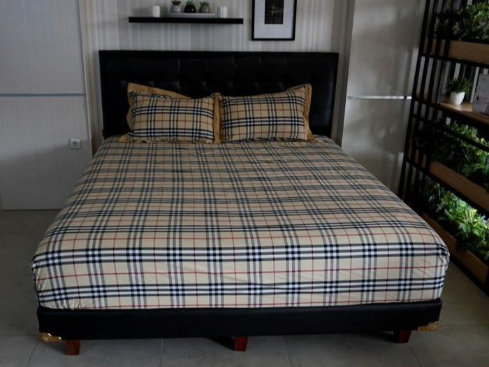 Gambar Idola Style Bedcover 160 / 240 Yarn Dyed LV-YD-5802 - BC 240x240 dari Idola Style Kota Administrasi Jakarta Utara Tokopedia