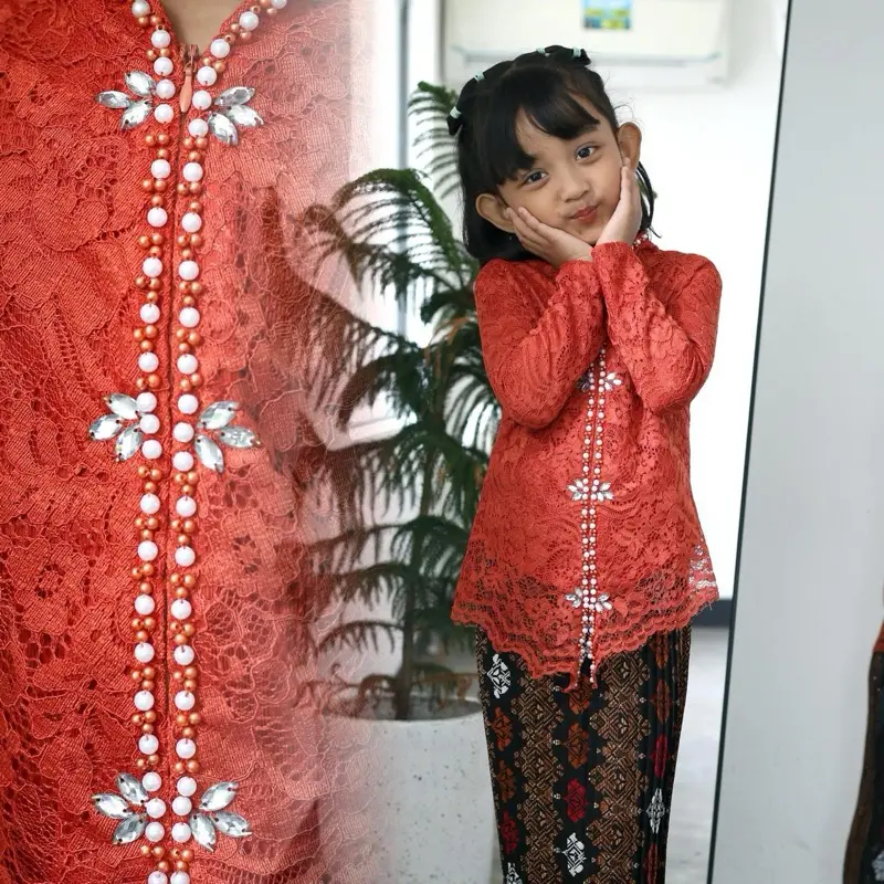 Setelan Kebaya Dan Rok Plisket Anak Encim Brukat Payet / Kebaya Anak Modern/ Kebaya karnaval 2