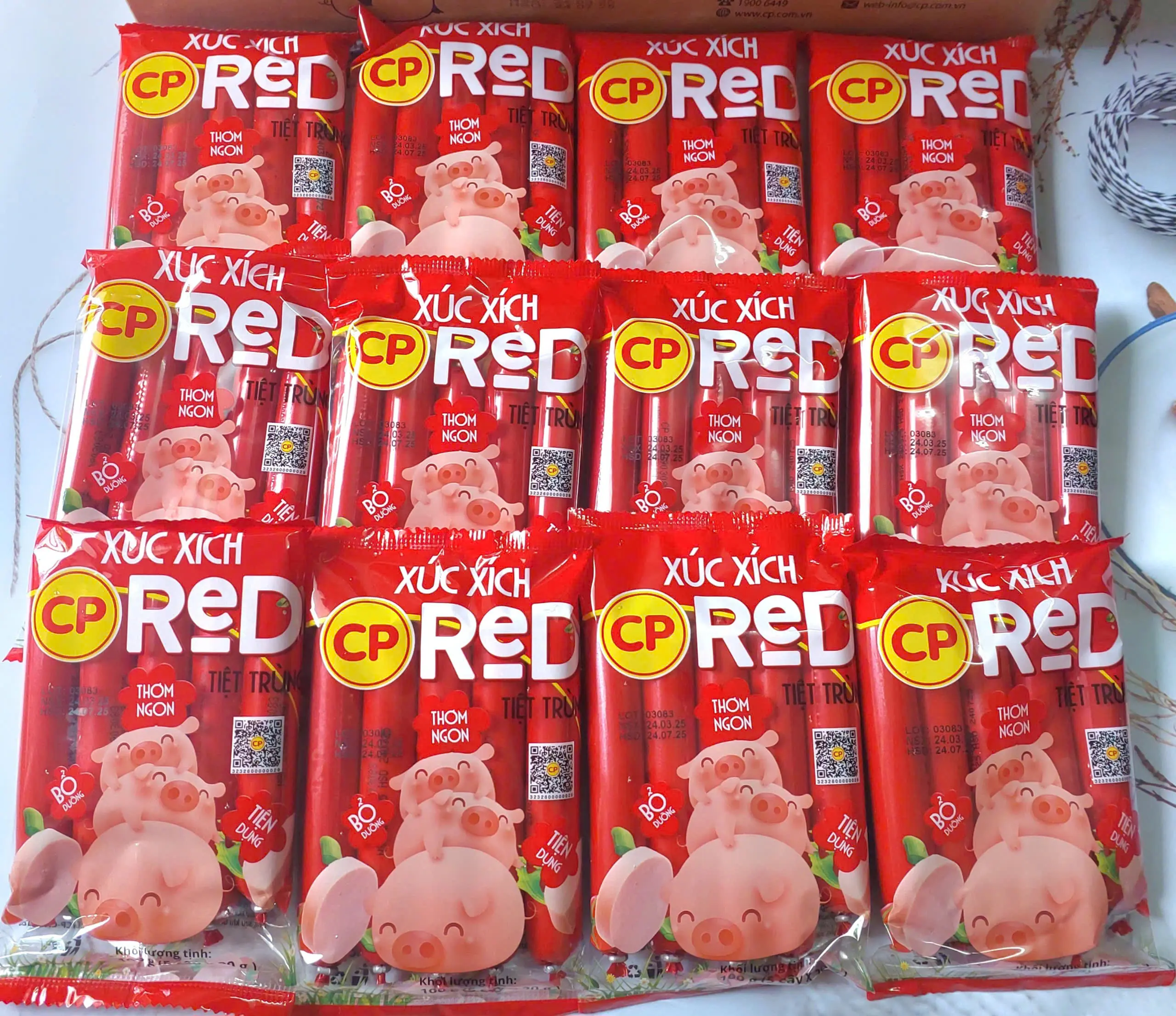 Combo 10 Gói Xúc xích tiệt trùng CP (mỗi gói 100g, 5 cây/ 1 gói)_Cây Nhỏ_Food_Ăn Vặt
