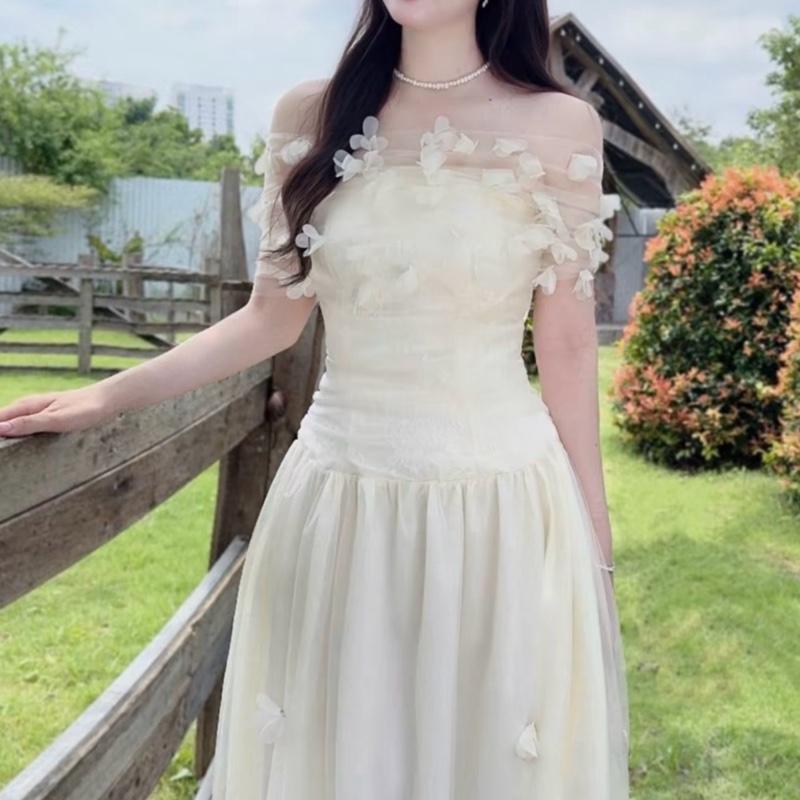   Kinh Bắc Trend  Váy Công Chúa Kem Trễ Vai Hoa Nổi Siêu Xinh KB843 - Tùng Xoè Dịu Dàng 