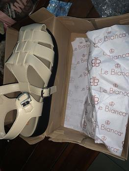 Product Review of Le Bianca ALY 21-0900 Sepatu Sendal Wanita Flat Sandal Army from R**🫧 2