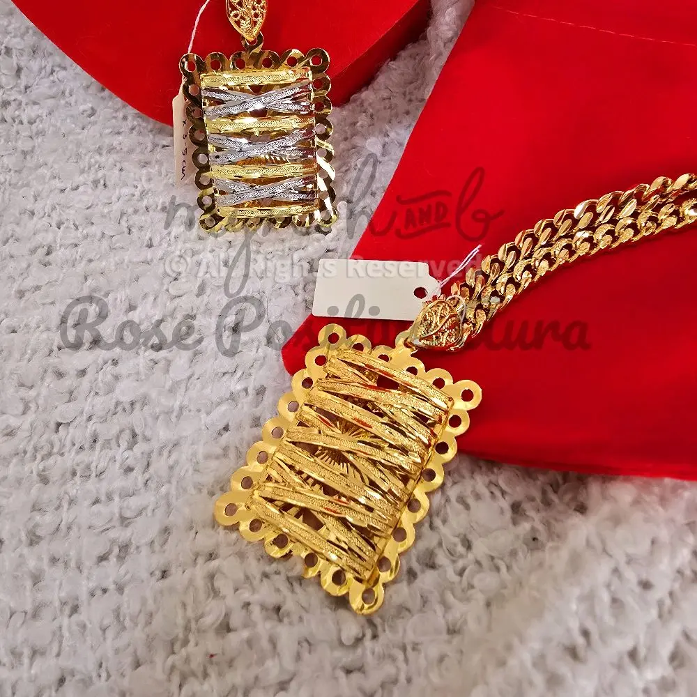 Pendant Nabilla Razali bangkok gold premium. *suitable for long chain / sesuai untuk rantai panjang*