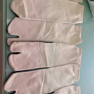 ( PAKET 6 PASANG ) Kaos Kaki jempol cream telapak hitam L panjang / kaos kaki muslimah