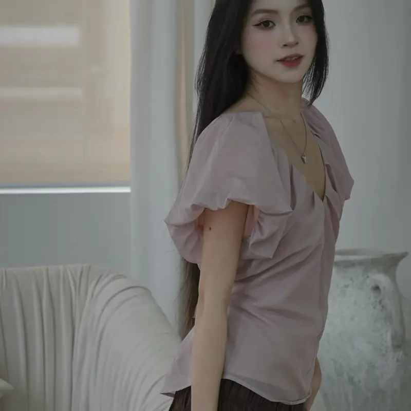 Áo kiểu cổ V, tay phồng, có dây buộc eo lưng KIMI | BigBuy360 - bigbuy360.vn