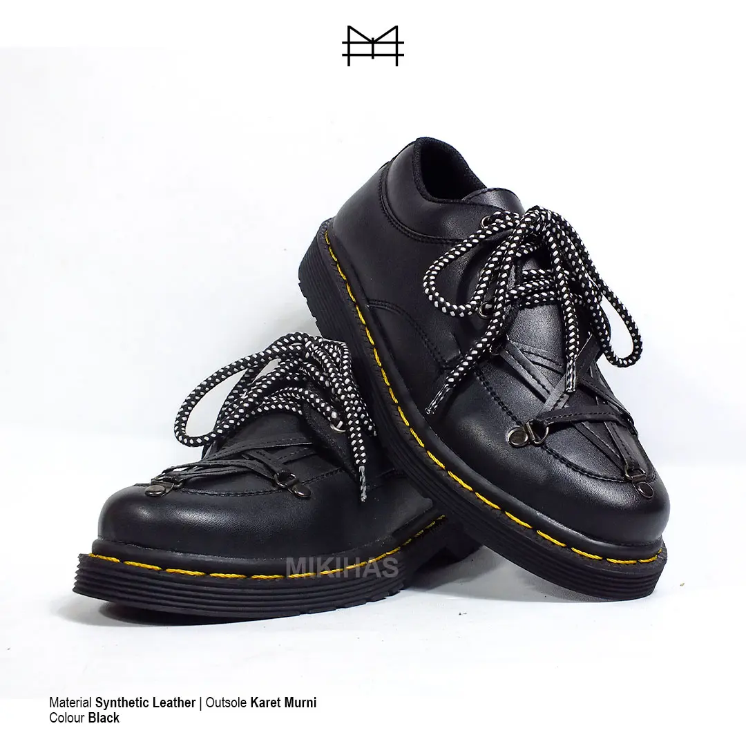 Mikihas - Sepatu Boot Pria Dockmart Bintang 3 Hole Kulit Hitam R12 Black Shoes