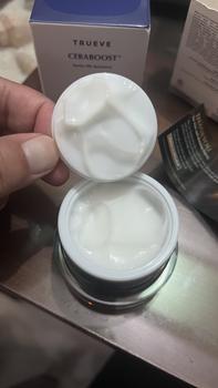 Product Review of TRUEVE Ceraboost Silk Moisturizer Gel 30gr - Moisturizer Gel Pelembab Wajah Pagi Malam, Memperbaiki Skin Barrier Rusak Iritasi, Cocok untuk Semua Jenis Kulit (Blue Tansy + Ceramide) from L**a 0