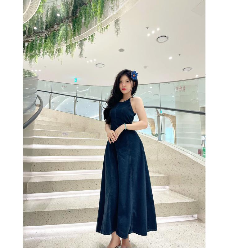 Váy jean DONGXU V170 dáng cổ tròn khoét nách chiết eo xòe bồng dài cho nữ