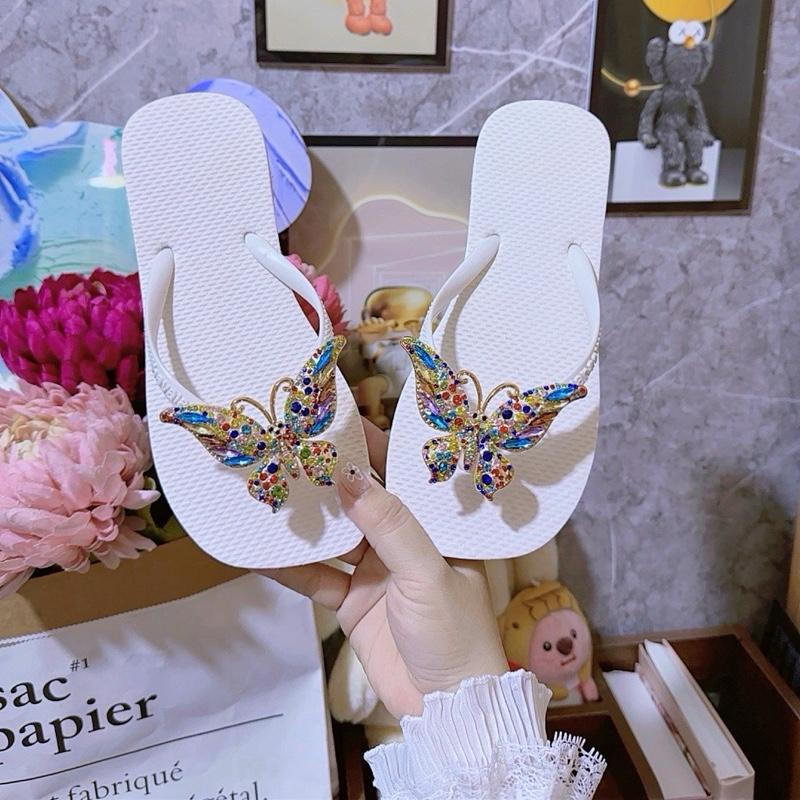  Dép nữ quai kẹp xỏ ngón đính charm  dép nữ hot trend 2025 