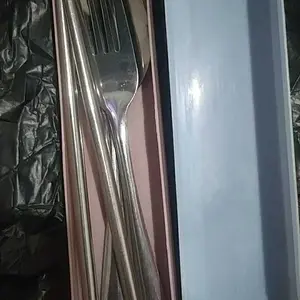 Sendok Garpu Sumpit Set Stainless Peralatan Makan Portable Travel Anti Karat Free Tempat