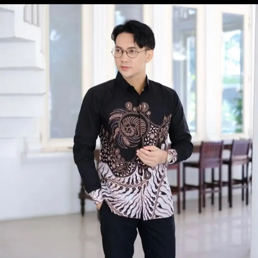 Kemeja batik pria lengan panjang bunga hitam putih Slimfit bahan katun prima lapis furing Baju Motif bunga hitam putih