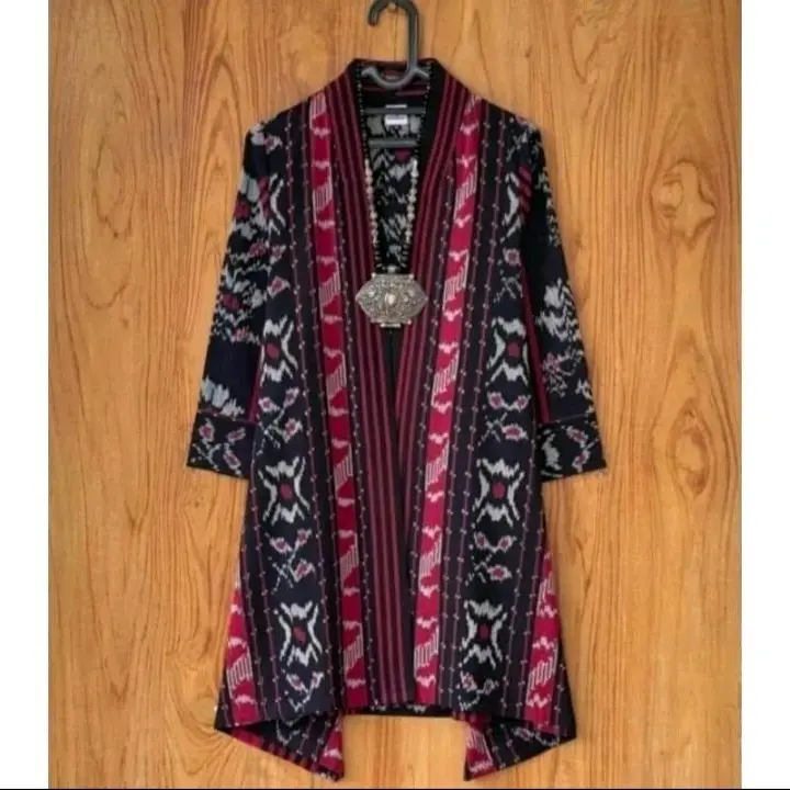 blazer tenun wanita+kain tenun jepara+atasan wanita