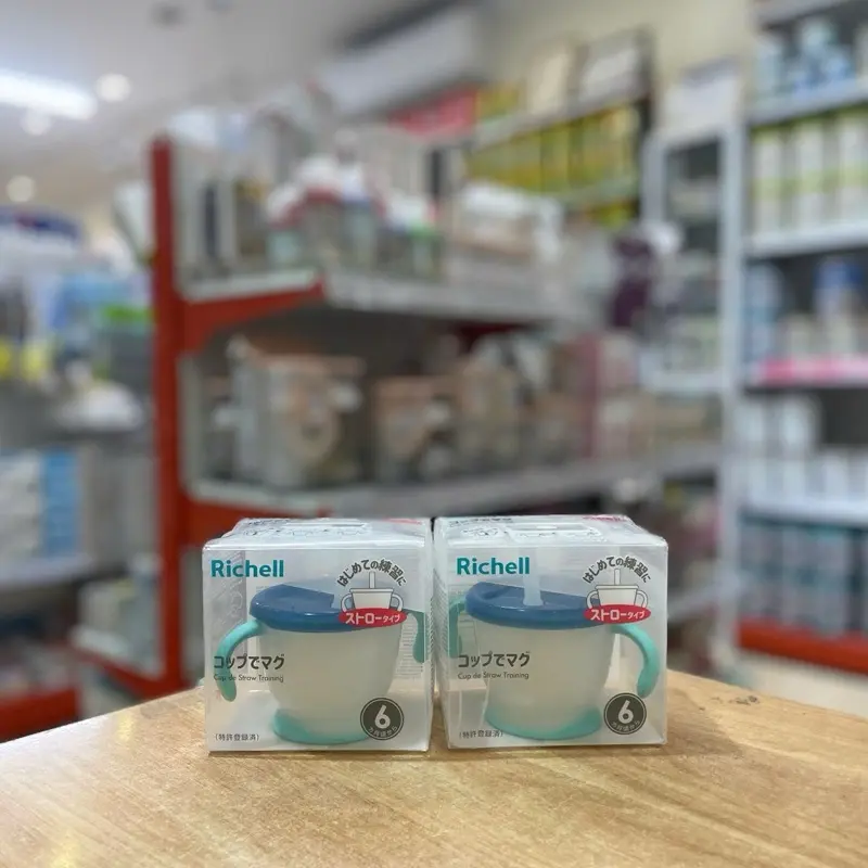 ￼Cốc tập uống nước  3 giai đoạn Richell Nhật Bản chính hãng 2