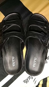 Product Review of Sandal Selop Wanita Jelly Model Tali Gesper Khusus Hitam Karet Karet Faldera ringan manis from D**i 0