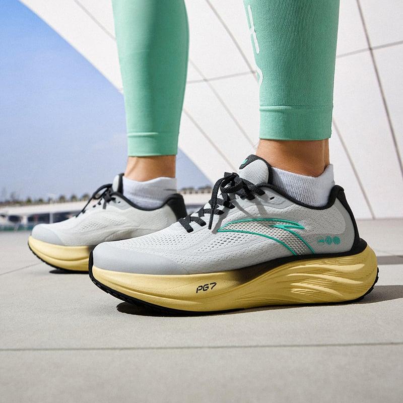 Giày Chạy Bộ Bán Chuyên Nam ANTA PG7 1125A5508| Giày Running Thể Thao 5-10 km Siêu Nhẹ ‍,Thoáng Khí , Đế Cao Su Đàn Hồi, Êm Ái Hạn Chế Trơn Trượt Bảo Hành Chính Hãng ANTA Sport