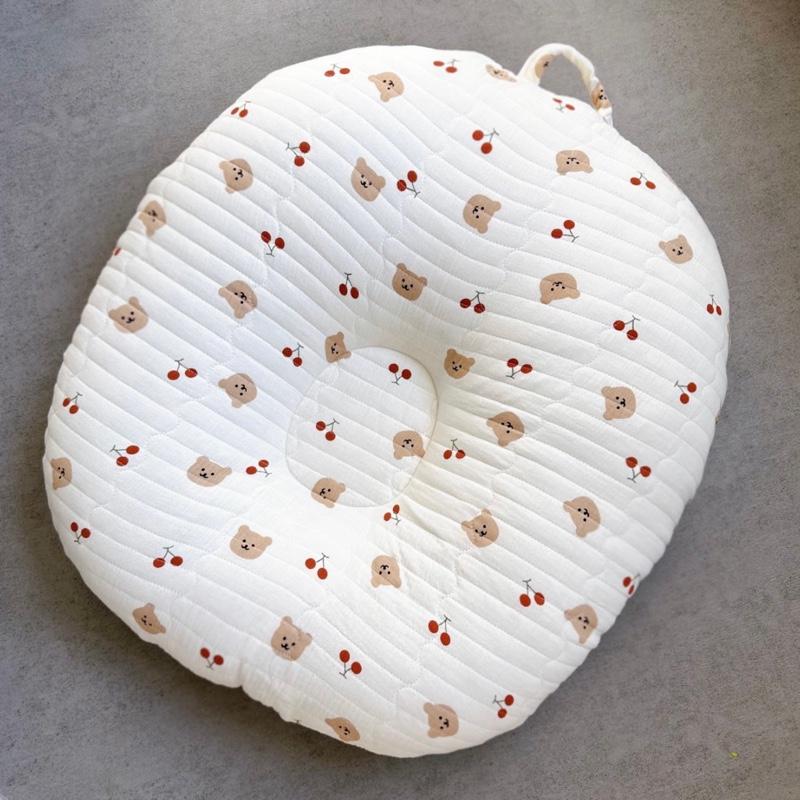 Hàng Việt Chần Bông Gối chống trào ngược bằng vải Xô Muslin Chần Bông cho Trẻ sơ sinh Tặng Kèm Yếm Cho Bé Hỗ trợ tiêu hoá và chống trào ngược,An toàn,Gối Ngủ Kem Nhộng Chũn Xốp