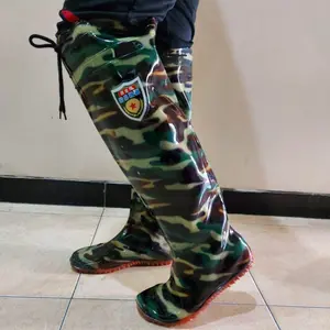 Sepatu doreng 55 cm