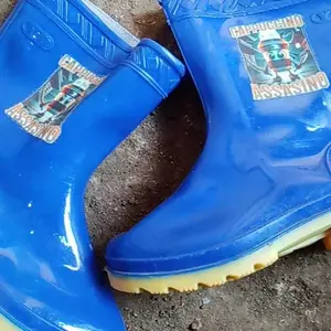 Sepatu Boot Anak Laki Perempuan 26-35 Karet Anti Air Import Tung Tung Sahur Viral Fashion Motif Cappuccino Assassino Keren Terbaru Sepatu Bot anak Boots Anak Laki Boots Anak Perempuan Bot 1Tahun Kaki