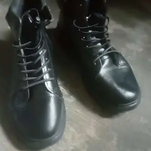 Luckyfanstore SepatuPria Wanita Midnight Sneakers pria Kasual - E15 Boots Shoes