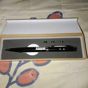 Pen Laser Pointer 4 in 1 - Pulpen Premium Presentasi, Proyektor, Papan Tulis, Laser Merah untuk Presentasi dan Papan Tulis dengan Beam Metal