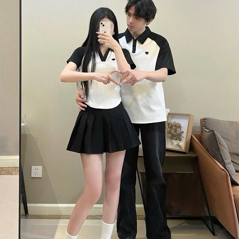 Set đồ đôi nữ áo + chân váy, nam thun polo đen phối trắng kèm tim năng động - FOREVER COUPLE