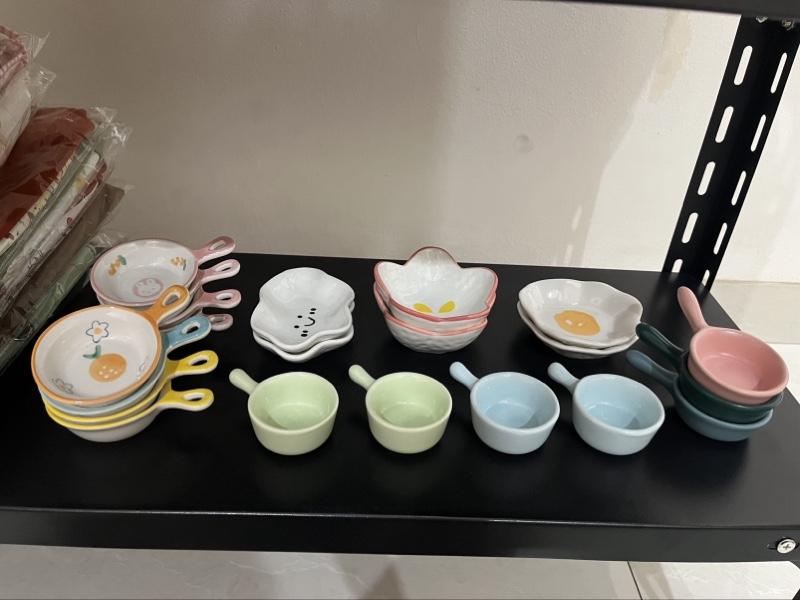 Mangkok kecil untuk tempat makan sugarglider