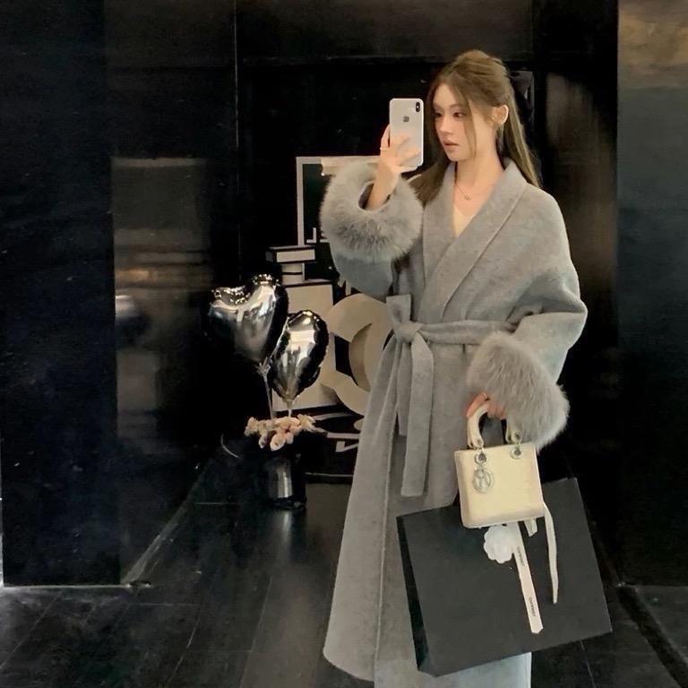  Áo dạ ép lông cừu màu xám dáng dài from xuông kèm đai  form 54 -65kg trần phao hàng Hàng Châu cao cấp Tip nữ cao trên m58 