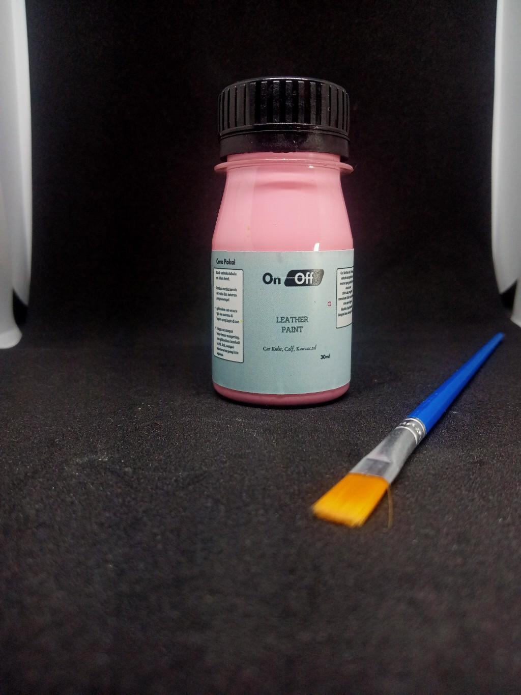 Cat Sepatu Kulit, Topi, Kaos, dan Lain-lain 30ml dengan Kuas Gratis